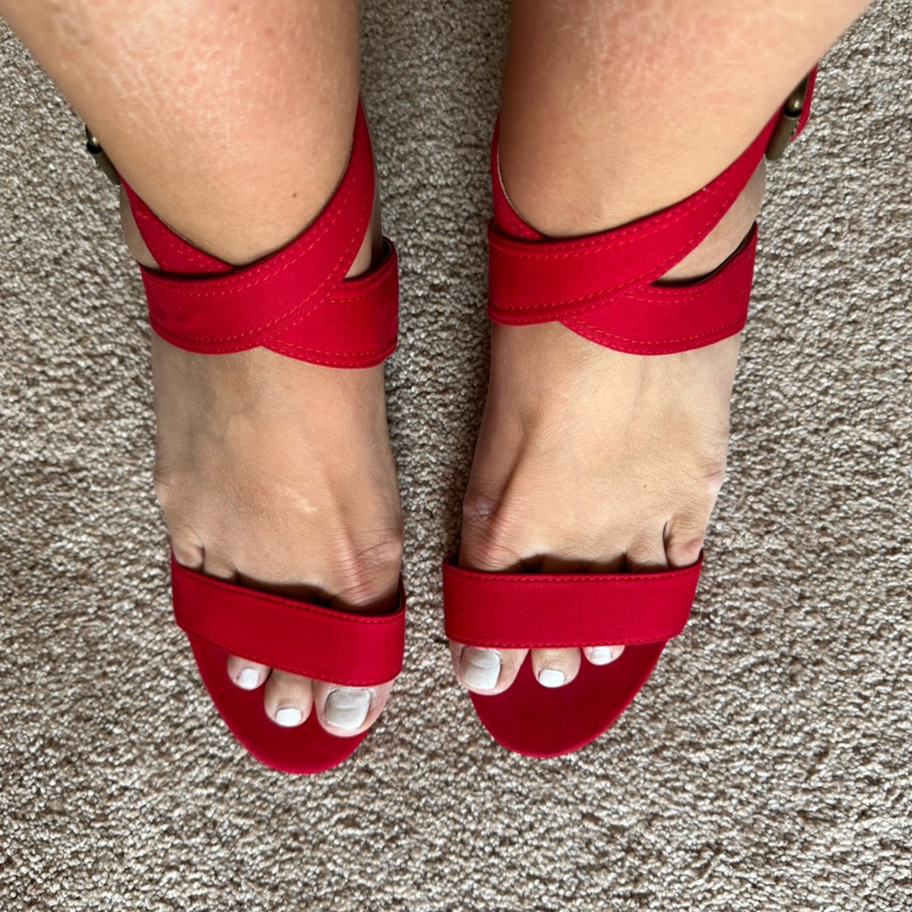 Journee Collection Size 11 Red Wedge Sandals